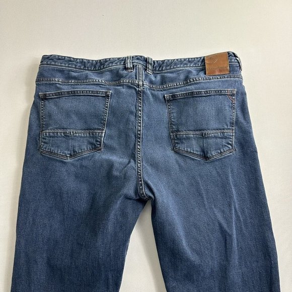 Tommy Bahama Jeans Mens Size 40x30 Blue Denim Casual Straight Leg Dark Wash - Picture 4 of 10